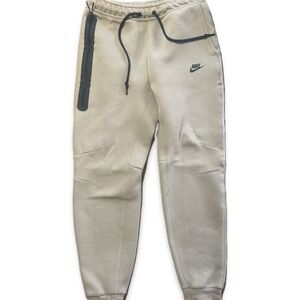 Men’s NIKE Tech Fleece Joggers